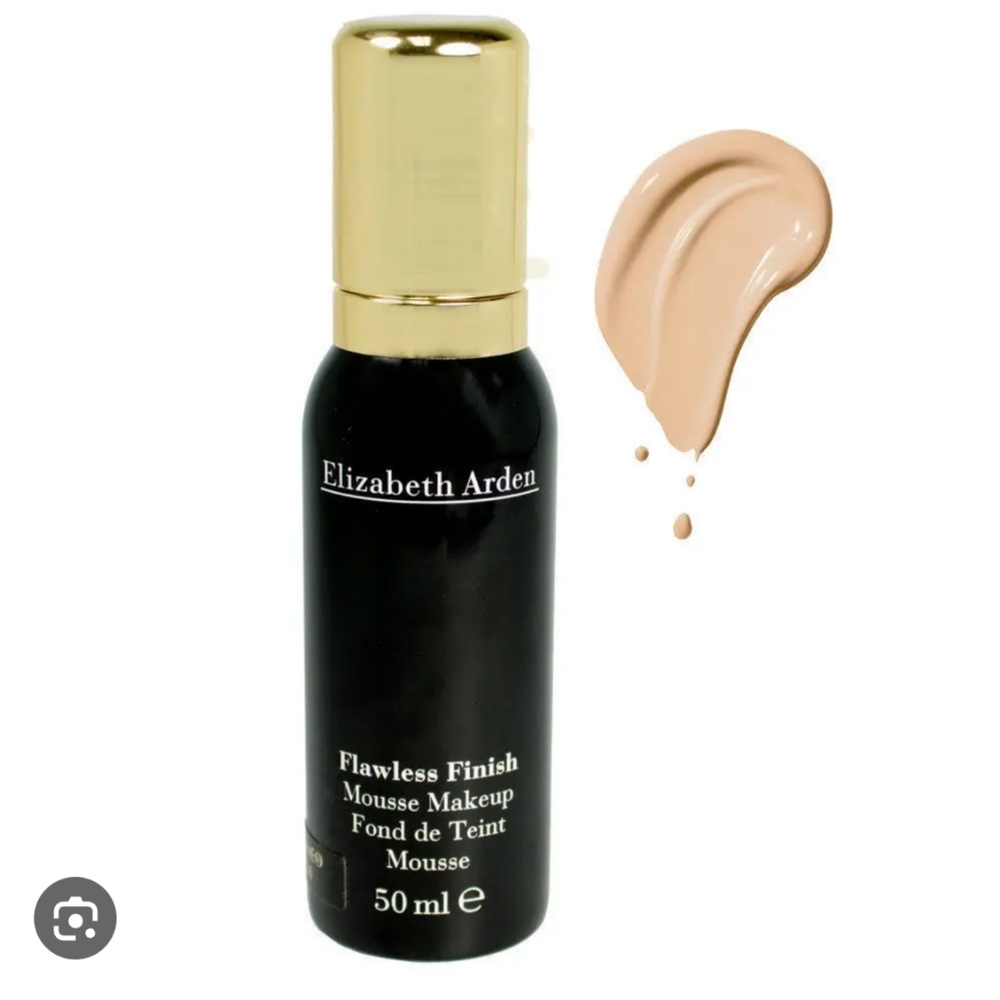 1- Elizabeth Arden flawless finish mousse makeup CHAMPAGNE #01